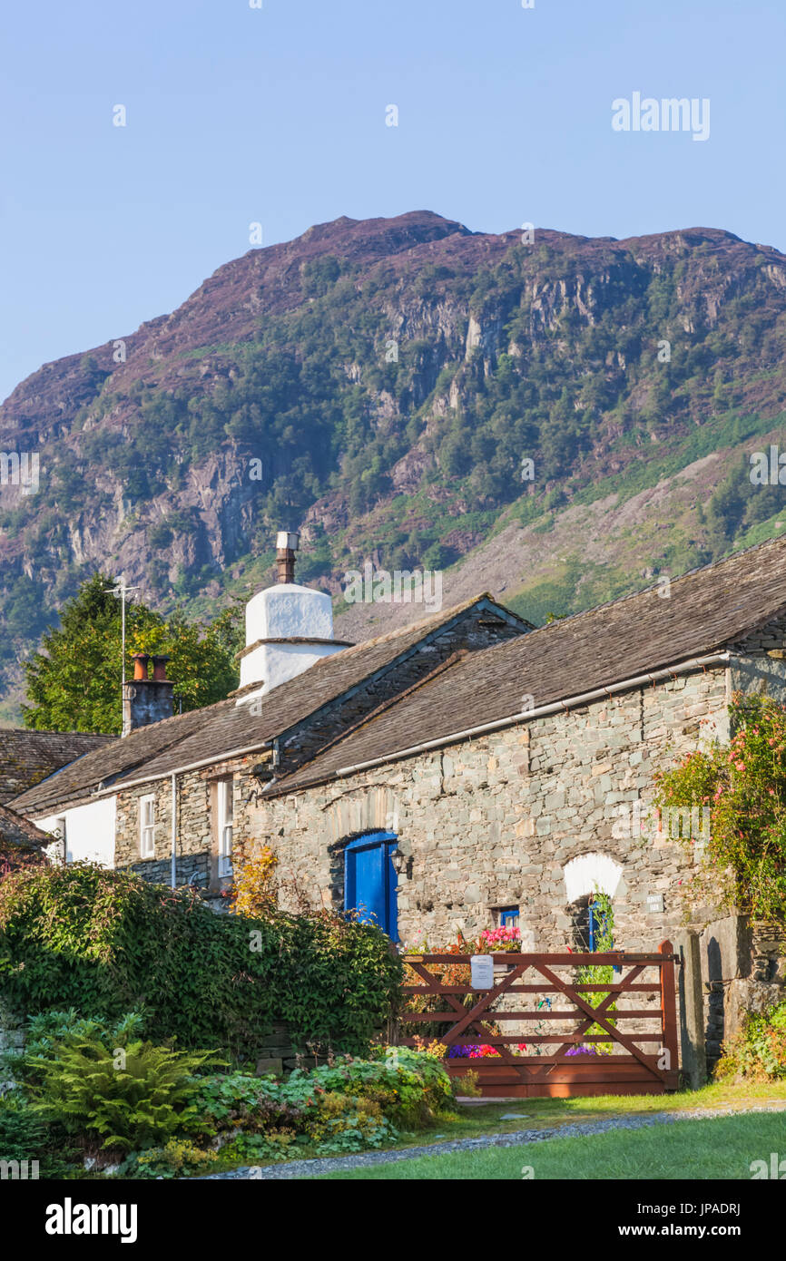 Inghilterra, Cumbria, Lake District, Borrowdale, casa tipica Foto Stock