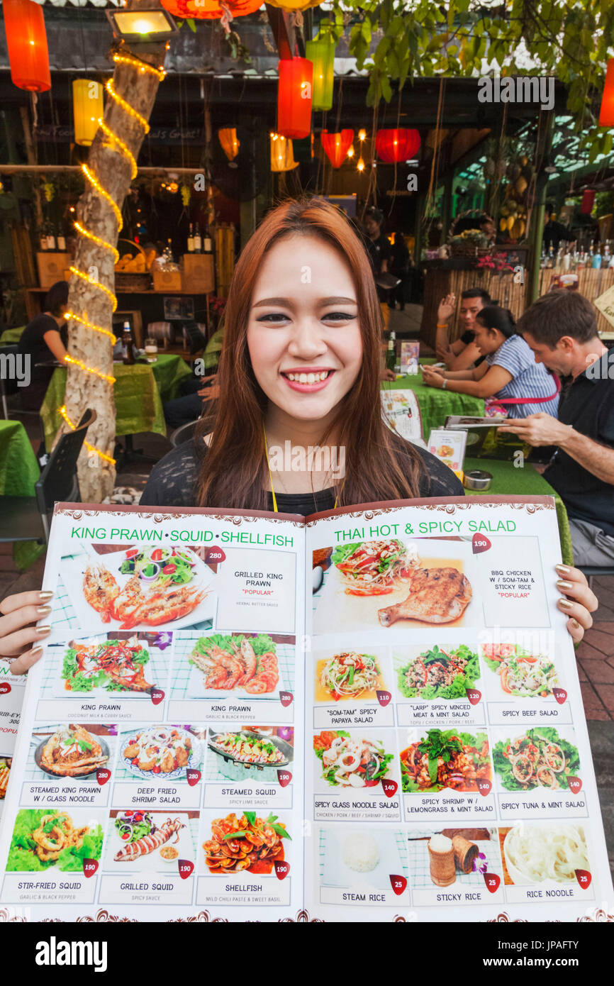 Thailandia, Bangkok, Khaosan Road, cibo tailandese Ristorante Menu Foto Stock