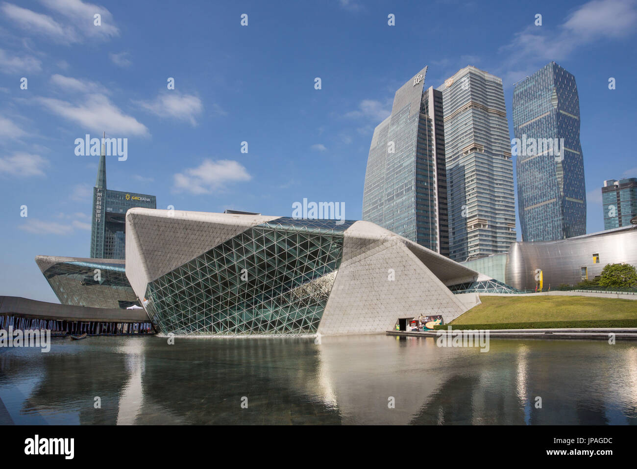 La Cina, nella provincia di Guangdong, città di Guangzhou, Wuyan Città Nuova, Opera House Edificio, Foto Stock