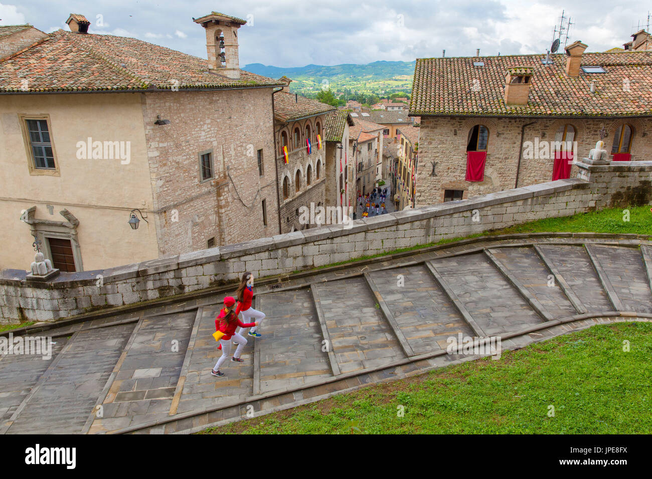 Europa,l'Italia,Umbria,Comprensorio di Perugia, Gubbio. La folla e la Corsa dei Ceri Foto Stock