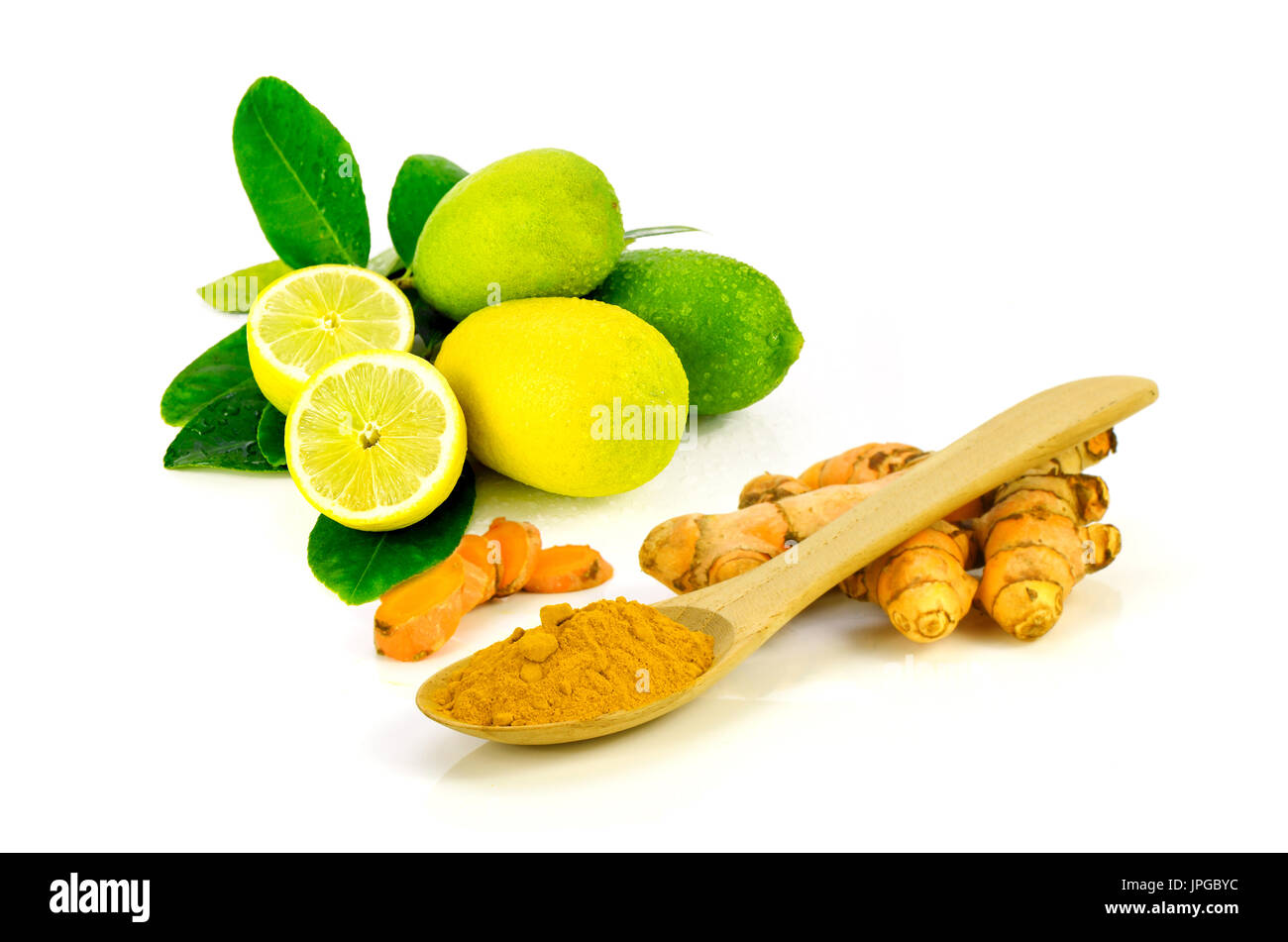 Limone e curcuma (Curcuma longa L.) root per la medicina alternativa ,spa prodotti e ingredienti alimentari. Foto Stock