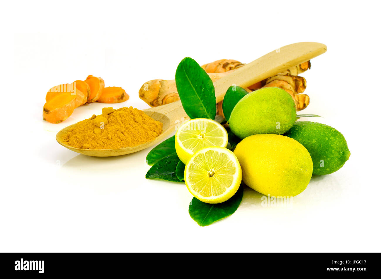 Limone e curcuma (Curcuma longa L.) root per la medicina alternativa ,spa prodotti e ingredienti alimentari. Foto Stock