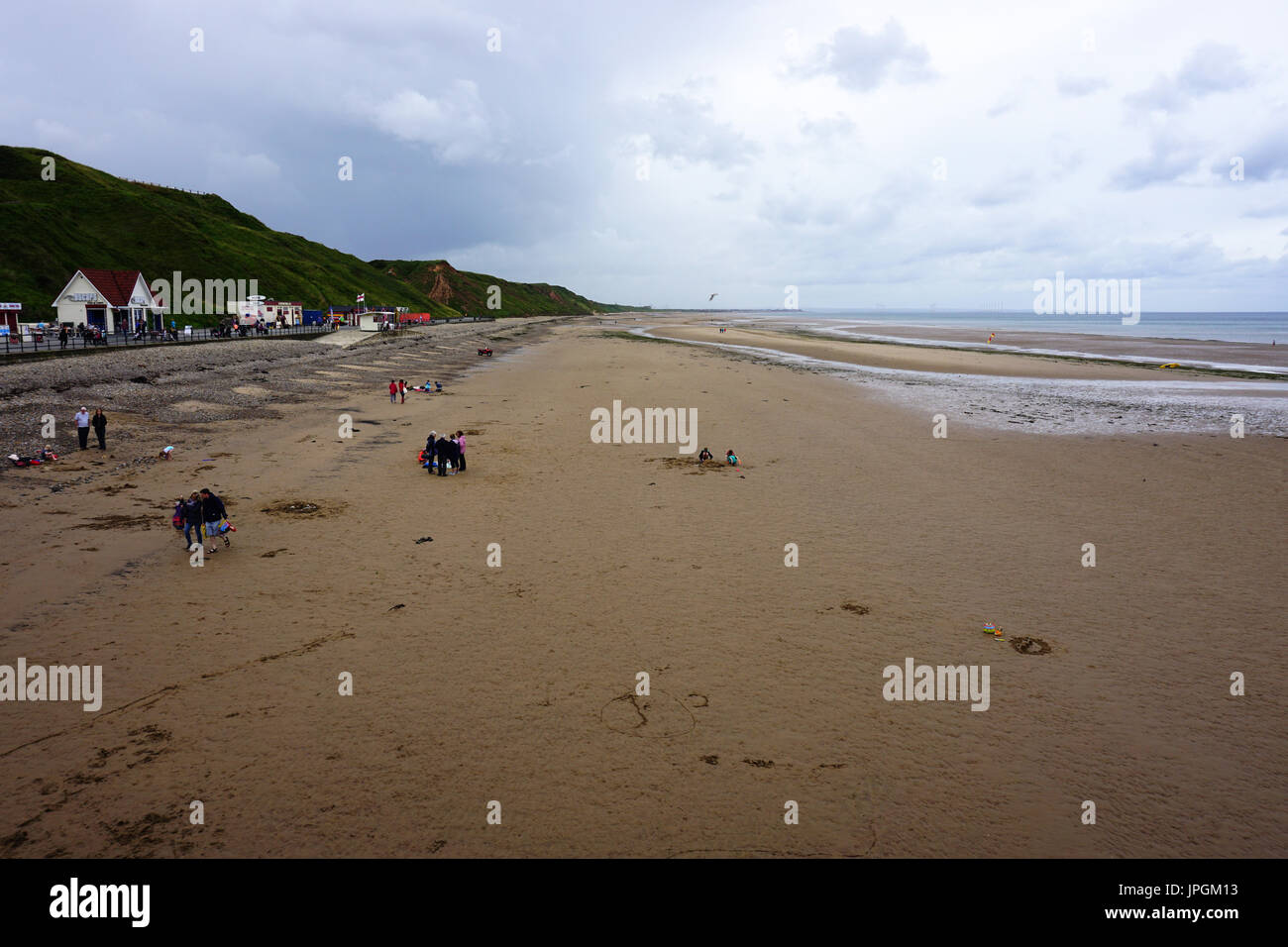 Saltburn Spiaggia e cabine Foto Stock