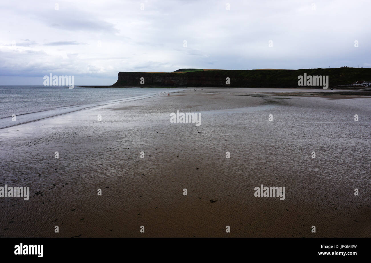 Saltburn Cliff di mare e spiaggia Foto Stock