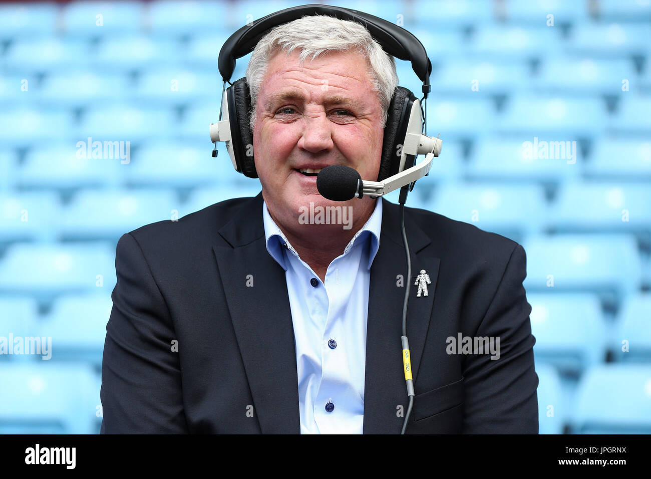 Aston Villa manager Steve Bruce parla alla stampa durante il 2017/18 EFL pre-stagione evento multimediale a Villa Park, Birmingham. Foto Stock