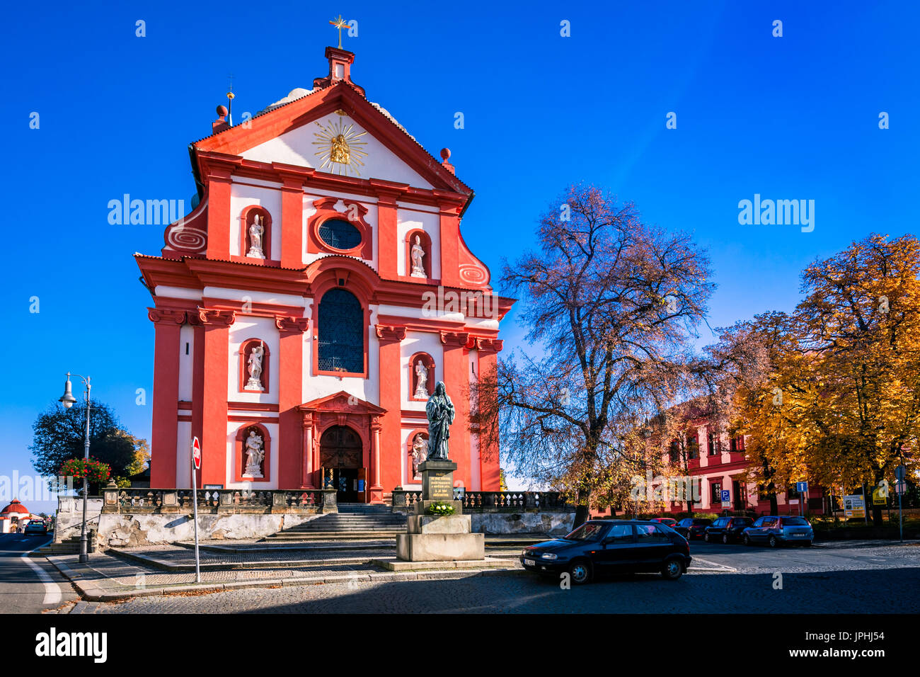 Europa, Repubblica Ceca, Cechia, Brandýs nad Labem-Stará Boleslav, Kostel Nanebevzetí Panny Marie, Chiesa dell Assunzione della Vergine Maria, autunno autunno Foto Stock