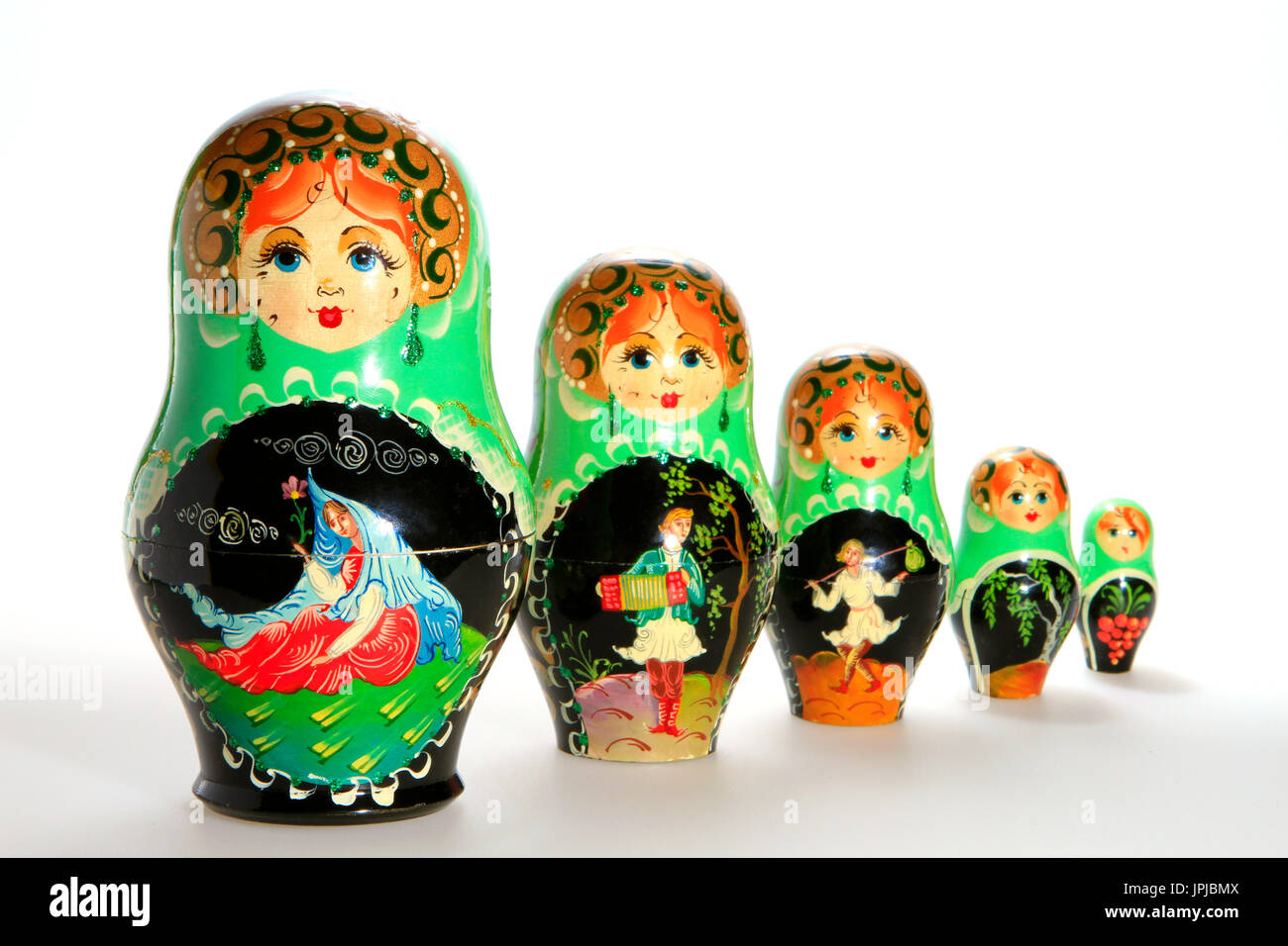 Bambole Russe Matrioska Con Cuore. Design Per Biglietti Illustrazione