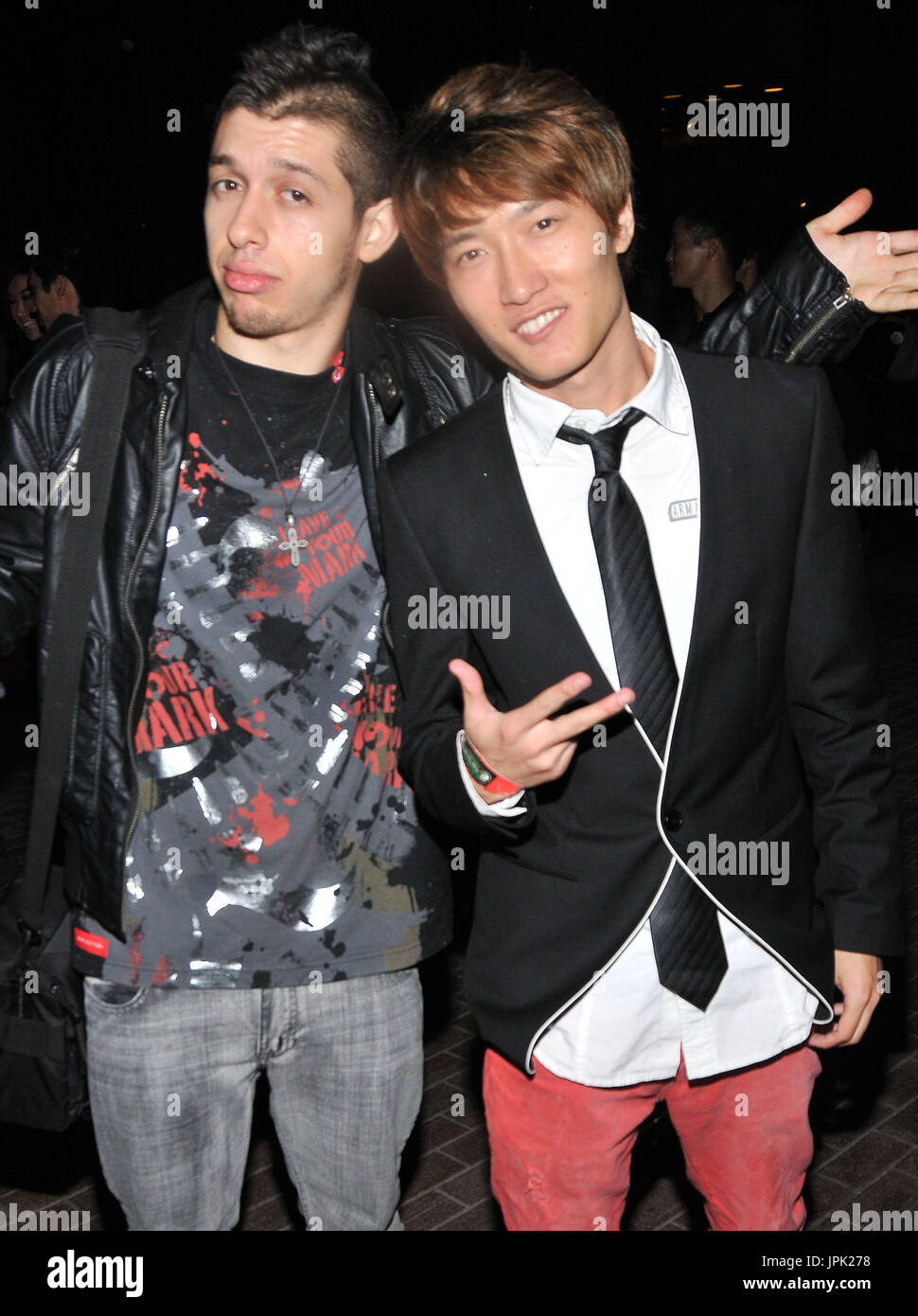 Phillip Chbeeb AKA Pacman & Di Luna Zhang a ENKORE 2010 tenutasi a Long Beach Terrace Theatre di Long Beach, CA su Sabato, 16 ottobre 2010. Foto di Sthanlee B. Mirador_Pacific Rim Photo Press. Foto Stock