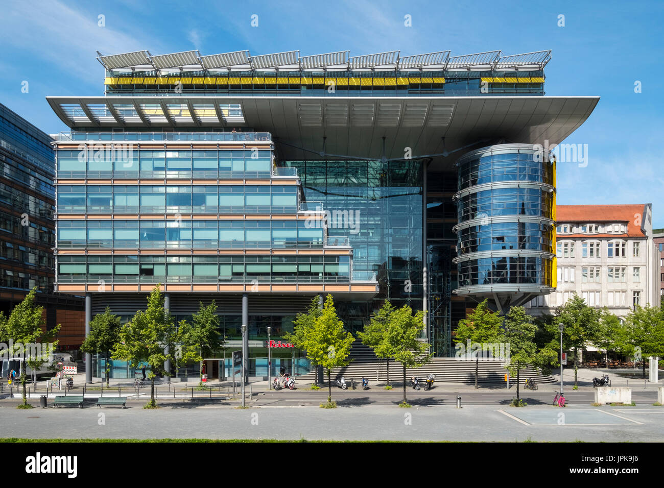 DaimlerChrysler edifici per uffici a Linkstrasse a Potsdamer Platz di Berlino, Germania, Foto Stock