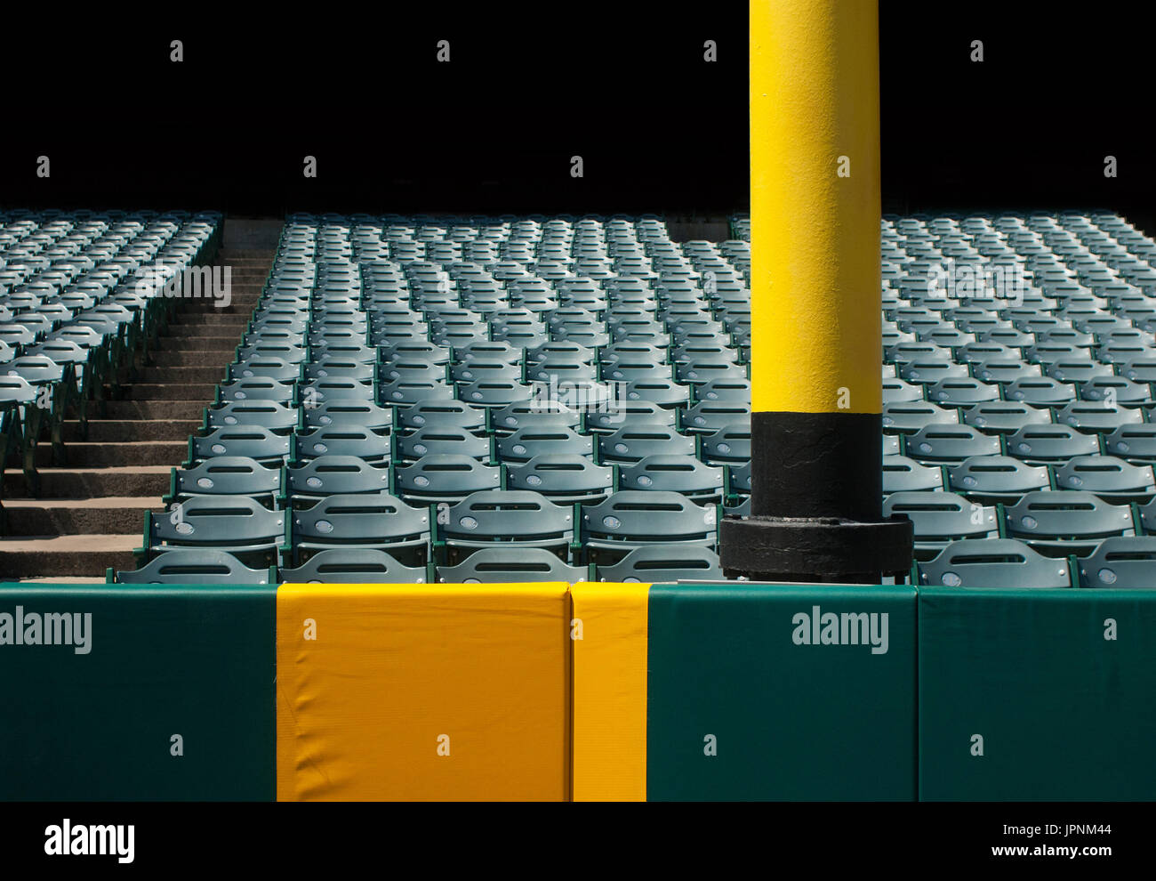 Fallo di baseball pole con sedi stadium. Foto Stock