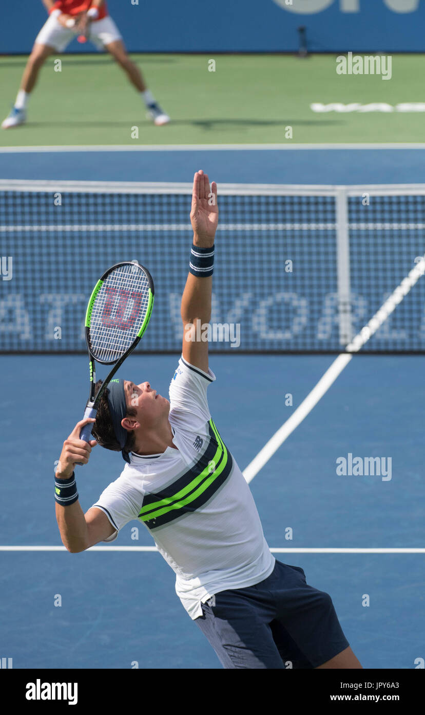 Washington DC, Stati Uniti d'America. Il 2 agosto, 2017. Milos Raonic (CAN) sconfitto Nicolas MAHUT (FRA) 7-6, 7-6, presso il Citi aprire essendo suonato al Rock Creek Park Tennis Center di Washington, DC, . © Leslie Billman/Tennisclix/CSM/Alamy Live News Foto Stock