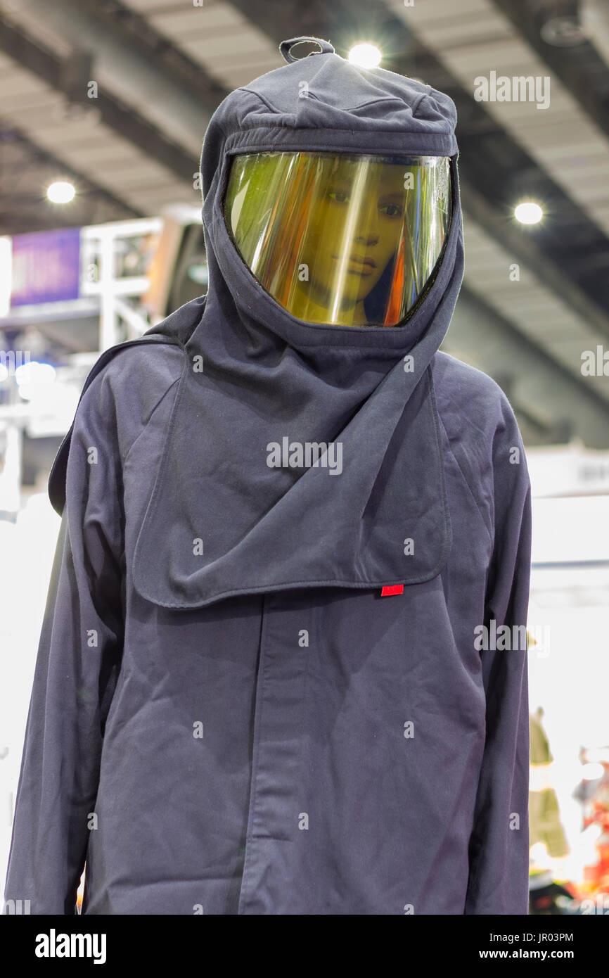 La parte superiore del materiale resistente al fuoco adatti per il pompiere;tuta di protezione Foto Stock