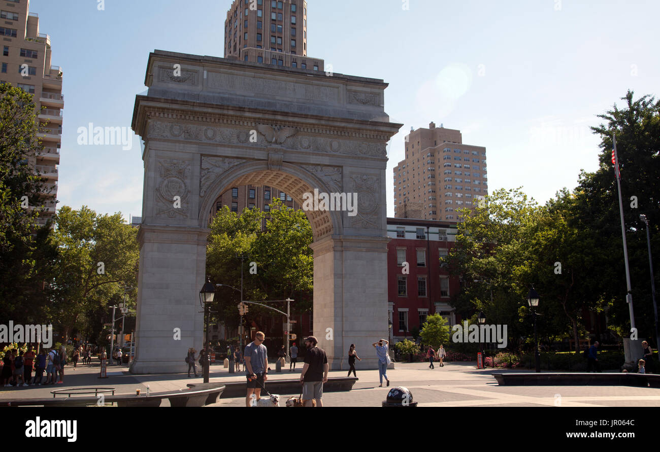 Washington Square Park Arch in Lower Manhattan - New York - USA Foto Stock