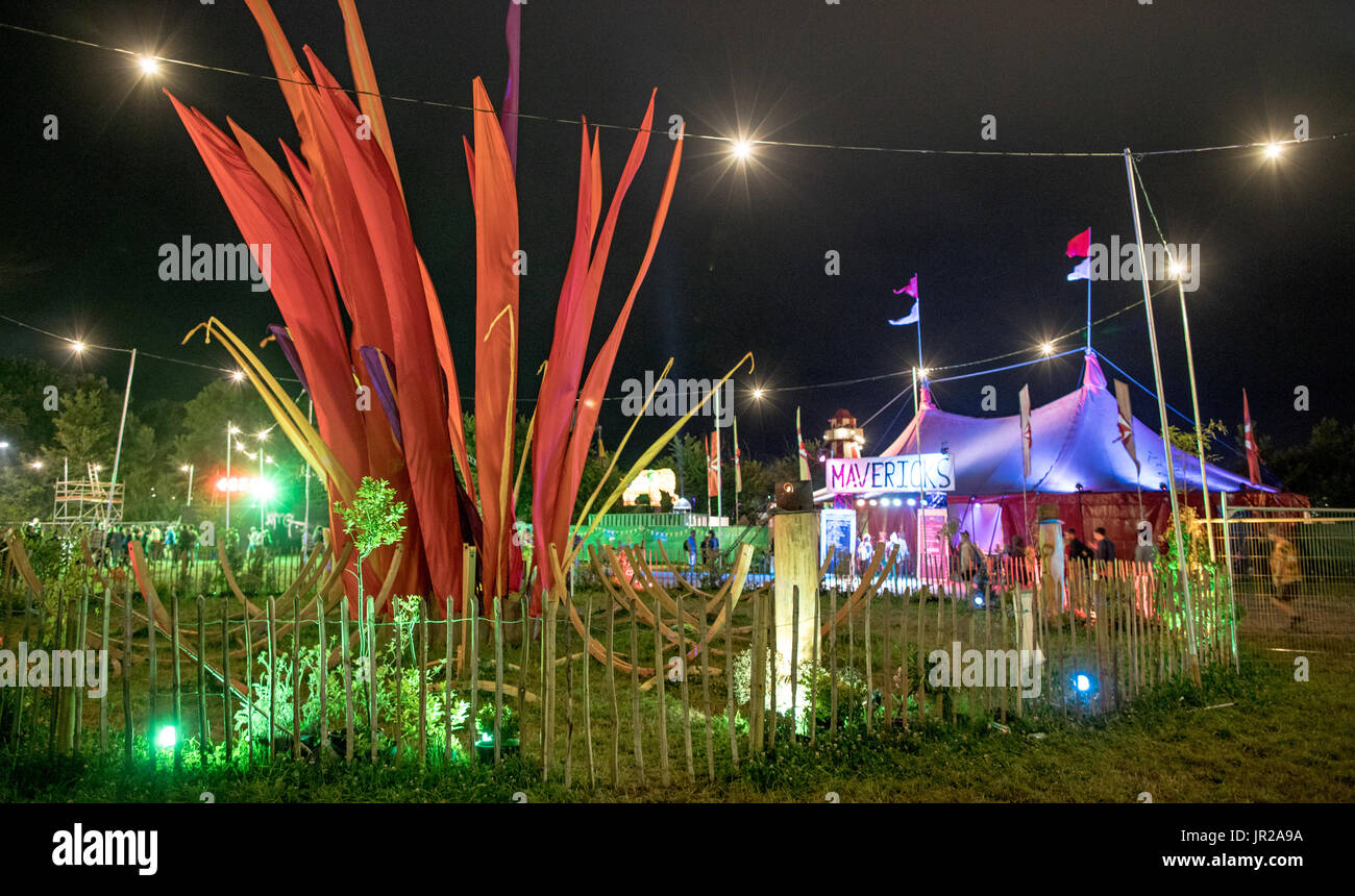 Campo Cberet di notte festival di Glastonbury Regno Unito Foto Stock