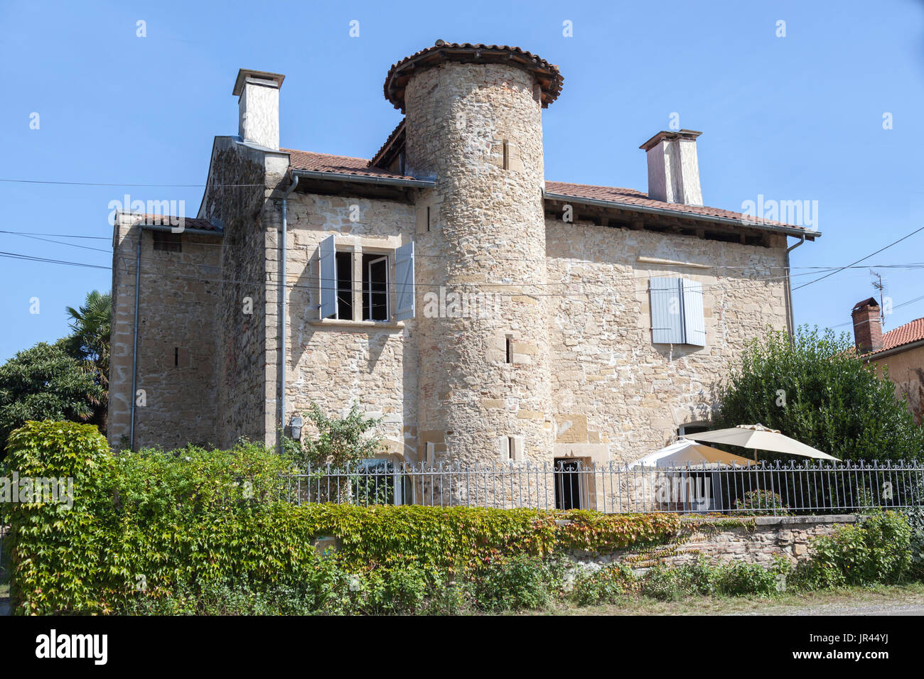 Il ' Bellepeyre' casa fortificata, a a Saubusse (Landes - Aquitaine - Francia). Attualmente restaurato, risale al XIII secolo. Foto Stock