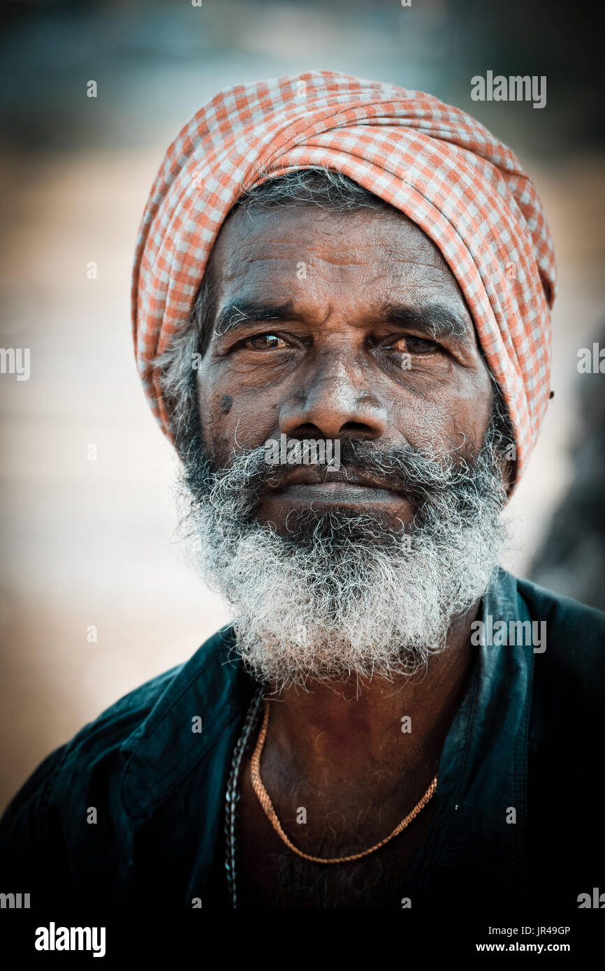 Il vecchio uomo indiano Foto Stock