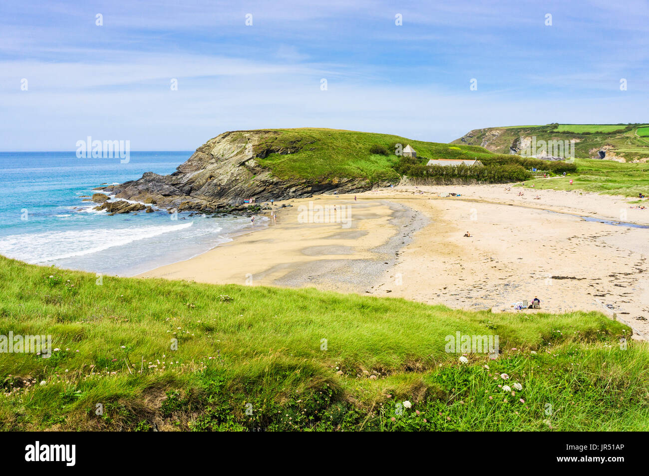 Spiaggia di Gunwalloe noto anche come Chiesa Cove, penisola di Lizard, Cornwall, Regno Unito in estate Foto Stock