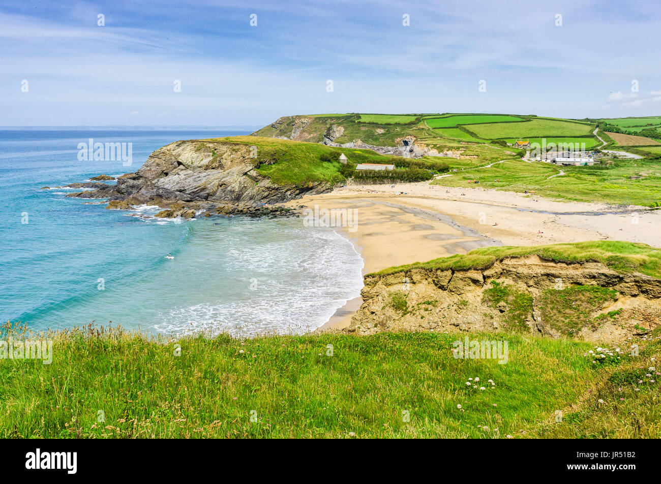 Spiaggia di Gunwalloe noto anche come Chiesa Cove, penisola di Lizard, Cornwall, Regno Unito costa in estate Foto Stock