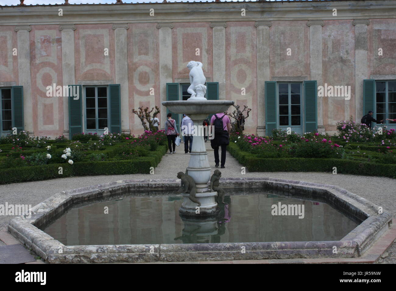 I Giardini di Boboli (Italiano: Giardino di Boboli) è un parco di Firenze, Italia, che ospita una collezione di sculture databili dal Cinquecento Foto Stock