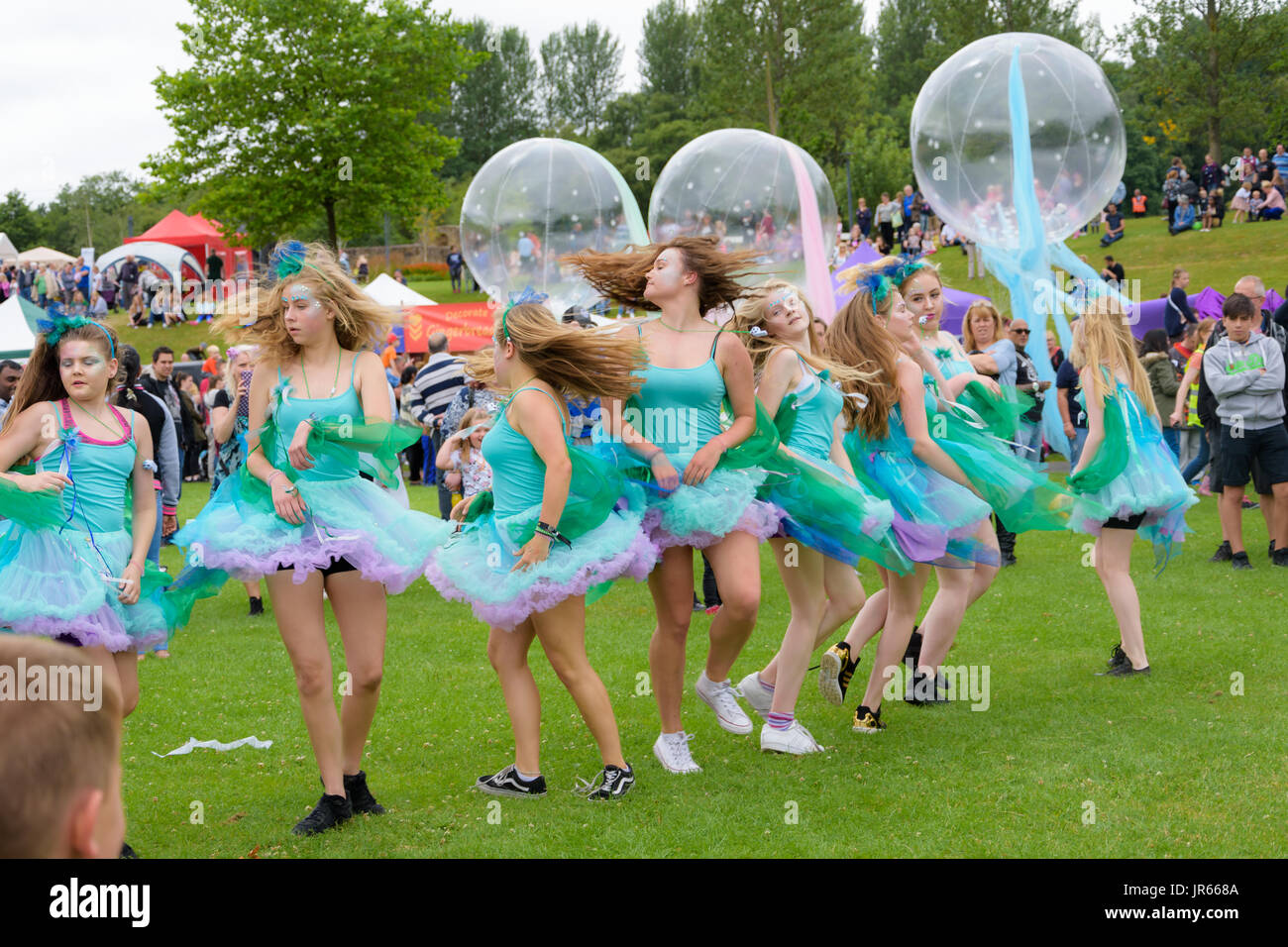 Sotto il mare il carnevale a Telford centro città. Foto Stock