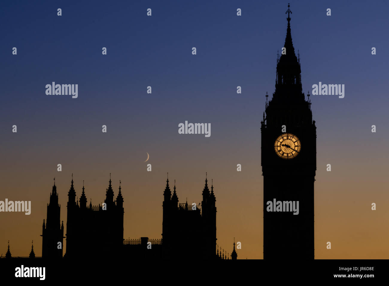 La torre di Elizabeth (Big Ben e le Camere del Parlamento al tramonto. Londra (UK). Foto Stock