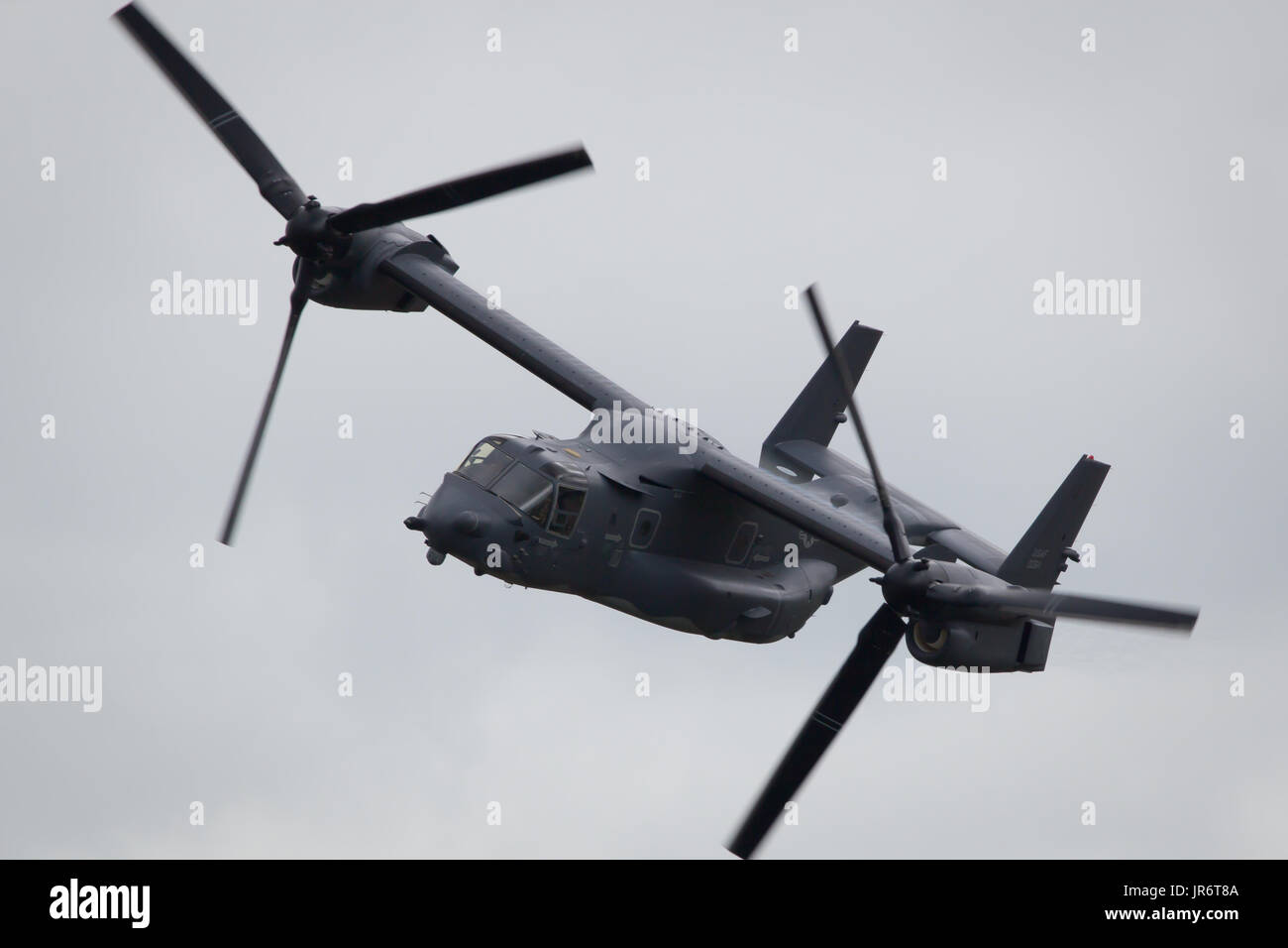 Fairford, Gloucestershire, Regno Unito - 10 luglio 2016: Un USAF Bell Boeing V-22 Osprey suona al Royal International Air Tattoo Foto Stock