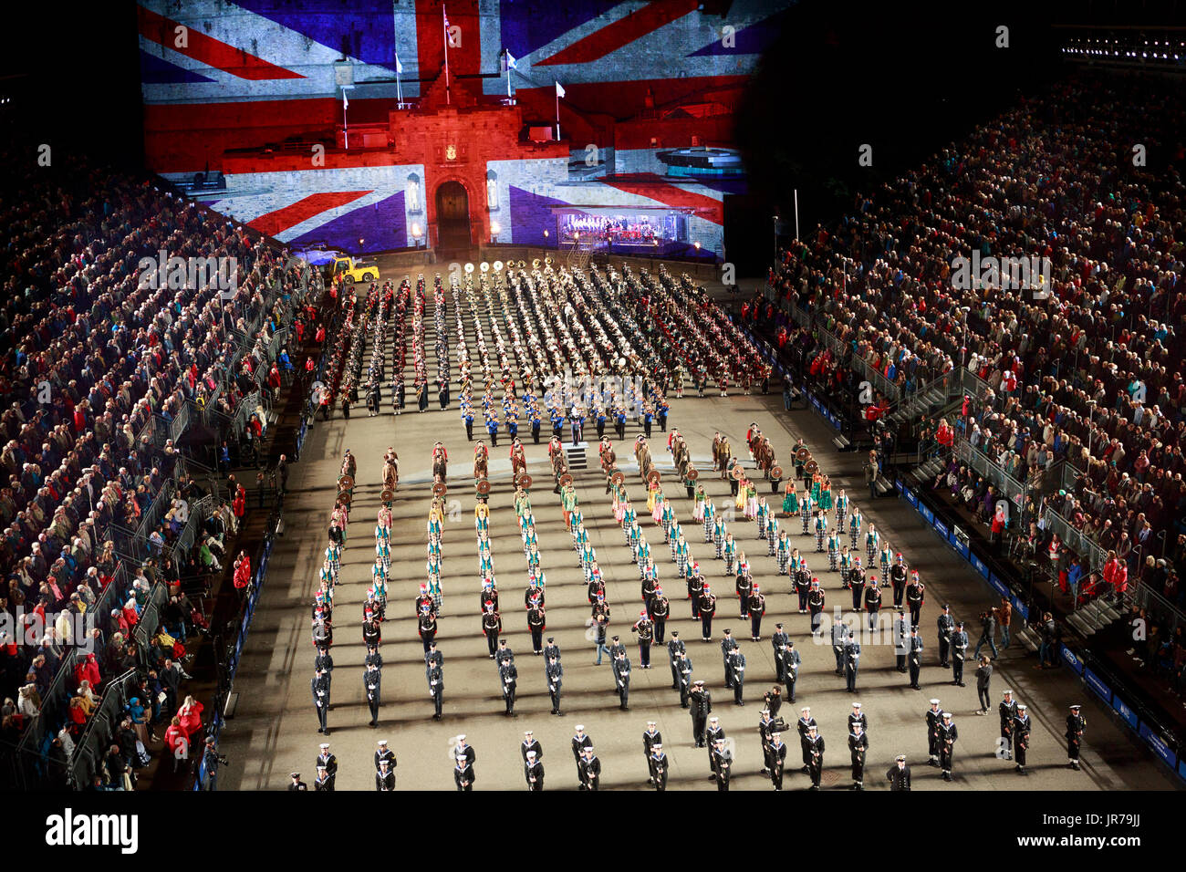 Edimburgo, Scozia, Regno Unito. Il 3 agosto 2017. Previous Royal Edinburgh Tattoo militare di prove in Edinburgh Castle esplanade. Edimburgo. Credito: pak@ Mera/Alamy Live News Foto Stock