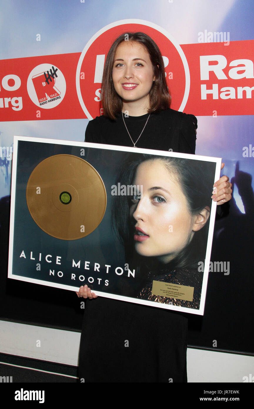 Amburgo, Germania. Il 3 agosto, 2017. alice merton visita radio Amburgo il 3 agosto 2017 ad Amburgo, in Germania. Credito: Uwe geisler/alamy live news Foto Stock