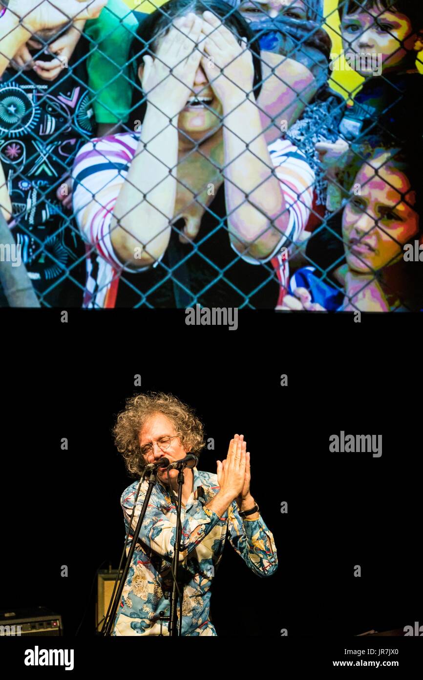 Edinburgh, Regno Unito. Il 4° agosto 2017. Artista, musicista e Turner Prize Winner-Martin Creed presenta un nonconformista serata di parole e musica più al 2017 Edinburgh International Festival. Credito: ricca di Dyson/Alamy Live News Foto Stock