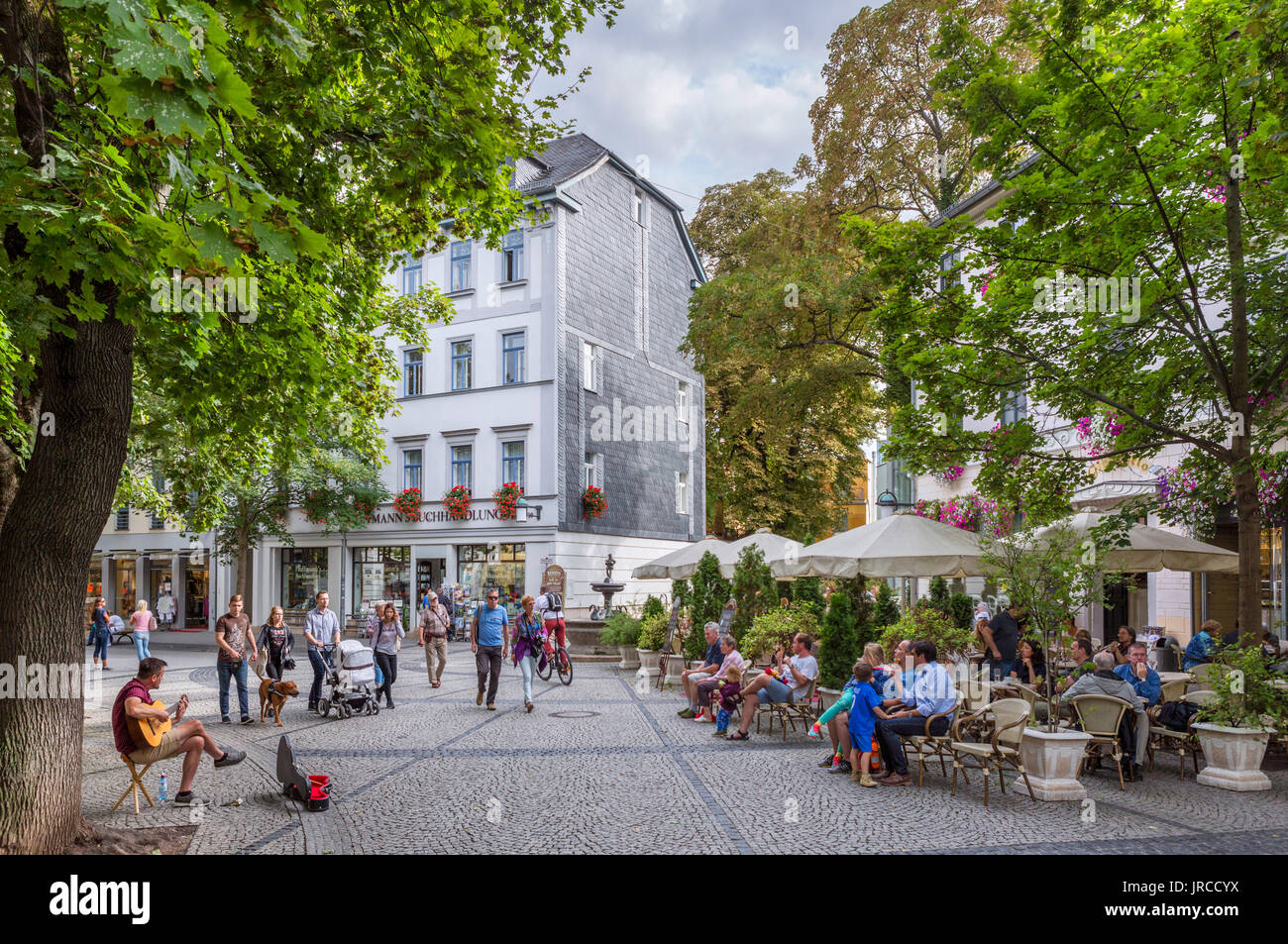 Cafe su Schillerstrasse nella città vecchia, Weimar, Turingia, Germania Foto Stock