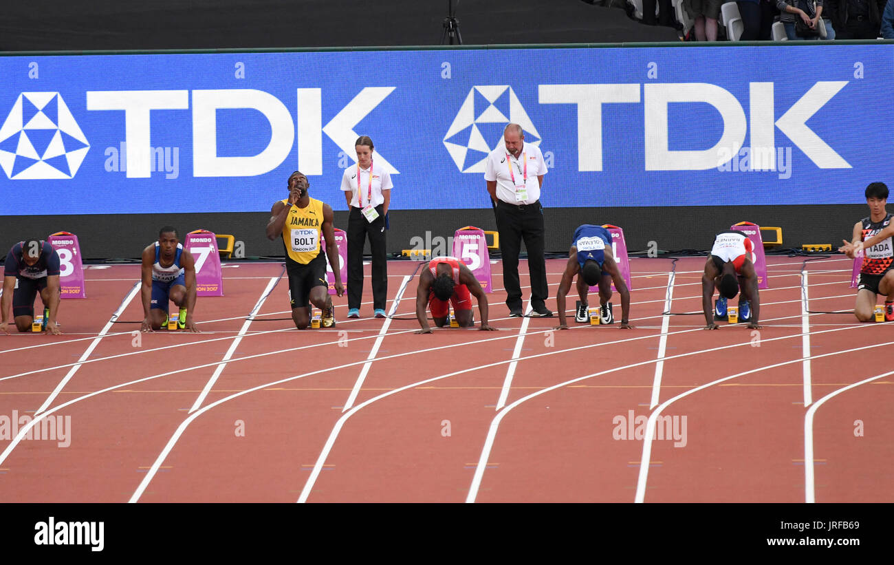 Londra, Regno Unito. Il 5 agosto 2017. Usain Bolt (Giamaica) sui blocchi di partenza nella sua 100m semi-finale al London Stadium, il giorno due di la IAAF Campionati del Mondo Londra 2017 Credit: Stephen Chung / Alamy Live News Foto Stock