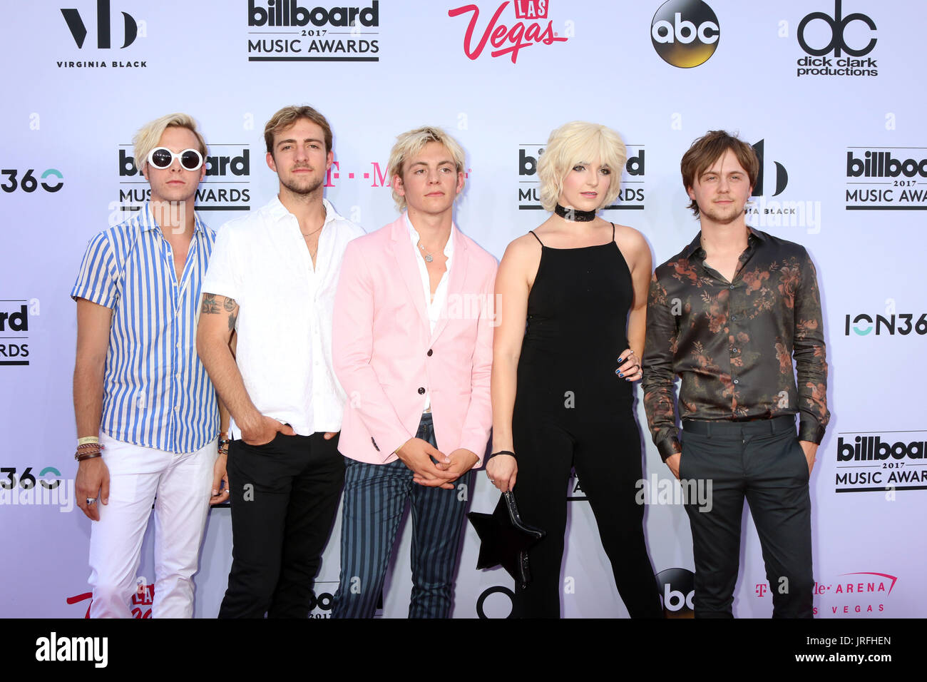 2017 Billboard Awards tenutosi presso la T-Mobile Arena - Arrivi con: Riker Lynch, Rocky Lynch, Ross Lynch, Rydel Lynch, Ellington Ratliff dove: Las Vegas, Nevada, Stati Uniti quando: 21 maggio 2017 Credit: Nicky Nelson/WENN.com Foto Stock