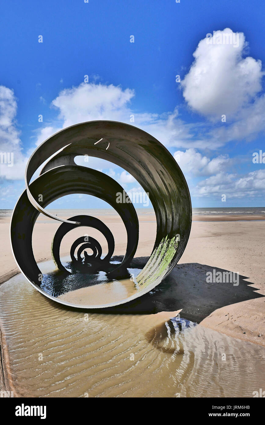 Maria scultura della Shell su Cleveleys beach a bassa marea,parte della costa mitologica progetto Foto Stock