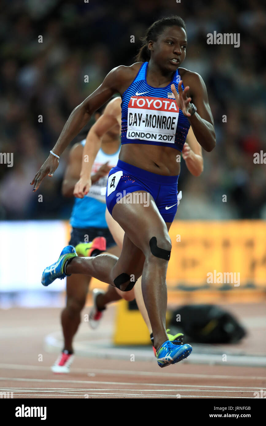 Stati Uniti d'America's Sharon Day-Monroe compete in calore 1 di 200m evento della donna Heptaphlon durante il giorno due del 2017 IAAF Campionati del mondo presso il London Stadium. Foto Stock