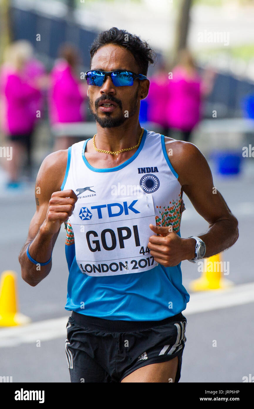 Londra, Regno Unito. 6 agosto 2017. Thonakal Gopi (India) presso la IAAF mondiale di atletica Uomini Maratona gara Credito: Phil Swallow Fotografia/Alamy Live News Foto Stock