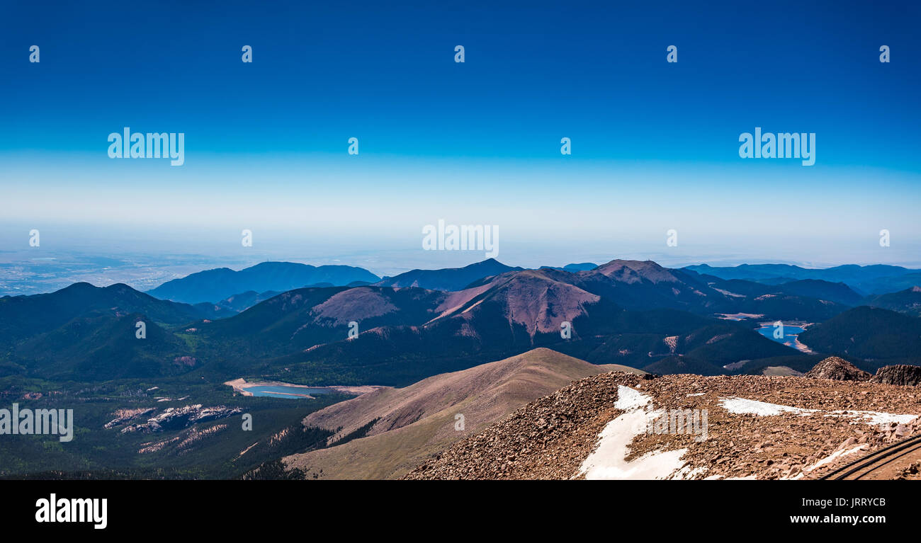 Pikes Peak è la vetta più alta del fronte meridionale gamma delle Montagne Rocciose. L'ultra-fourteener prominente si trova in Pike National Forest Foto Stock