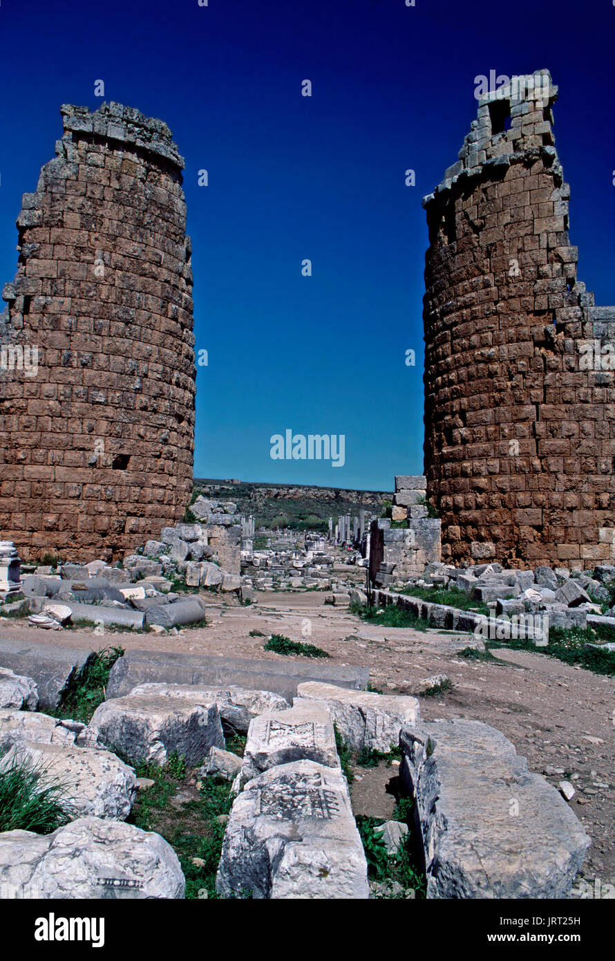 Il Helenistic le porte della città,Perge,Turchia Foto Stock
