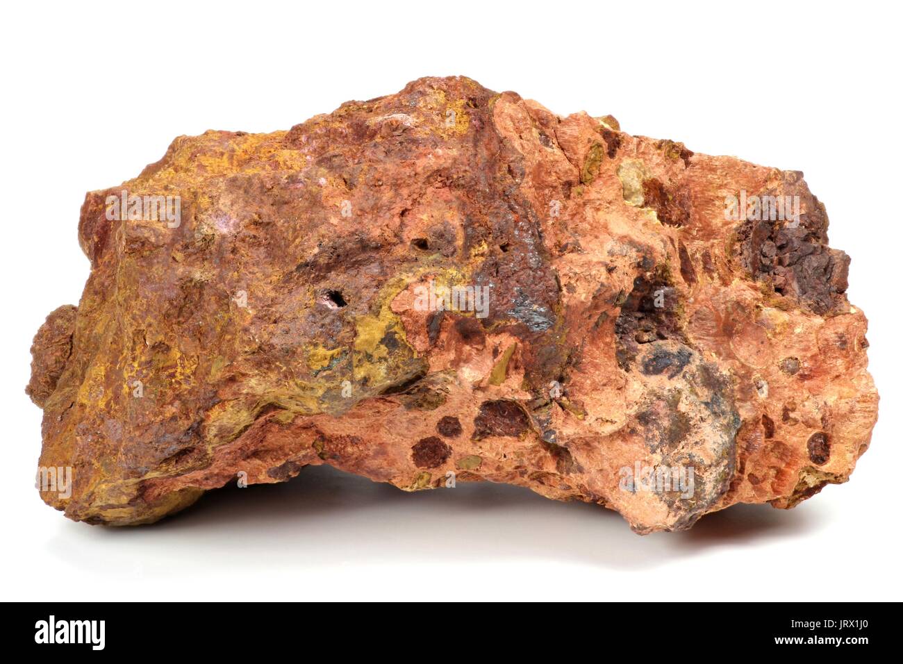 Les Baux-de-Provence bauxite isolati su sfondo bianco Foto Stock