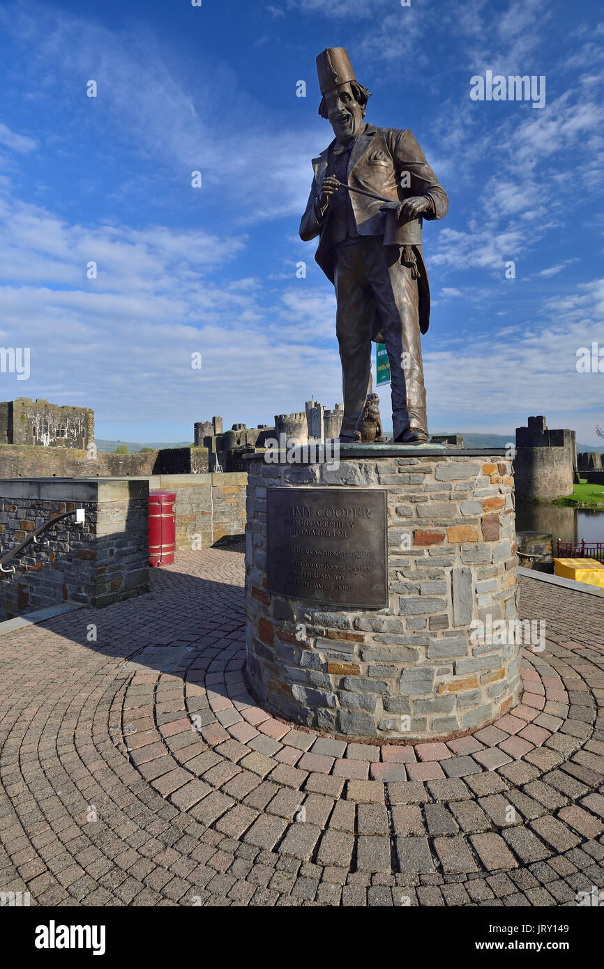 Statua di Tommy Cooper, Caerphilly. Foto Stock