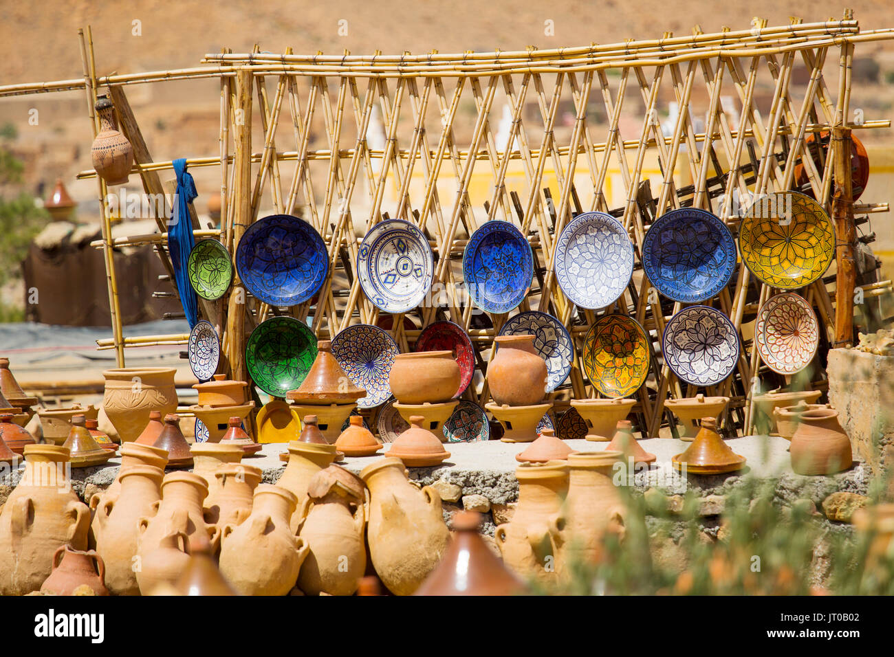 Ceramiche artigianali tipici del Marocco, Ziz Valley, Tafilalet regione. Il Marocco, Maghreb Nord Africa Foto Stock