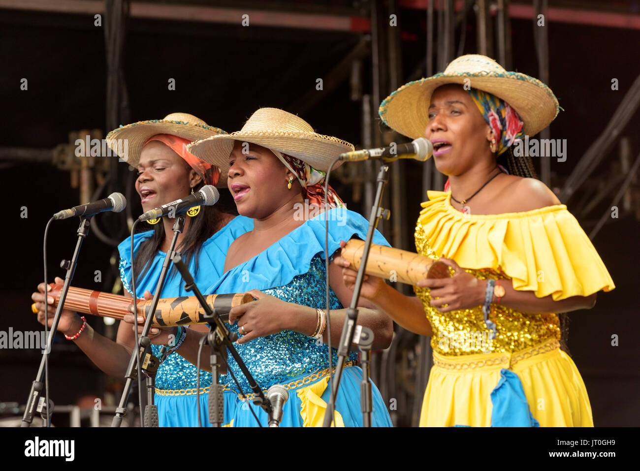 Grupo Canalón de Timbiquí effettuando al Womad Festival, Charlton Park di Malmesbury, Wiltshire, Inghilterra, luglio 29, 2017 Foto Stock