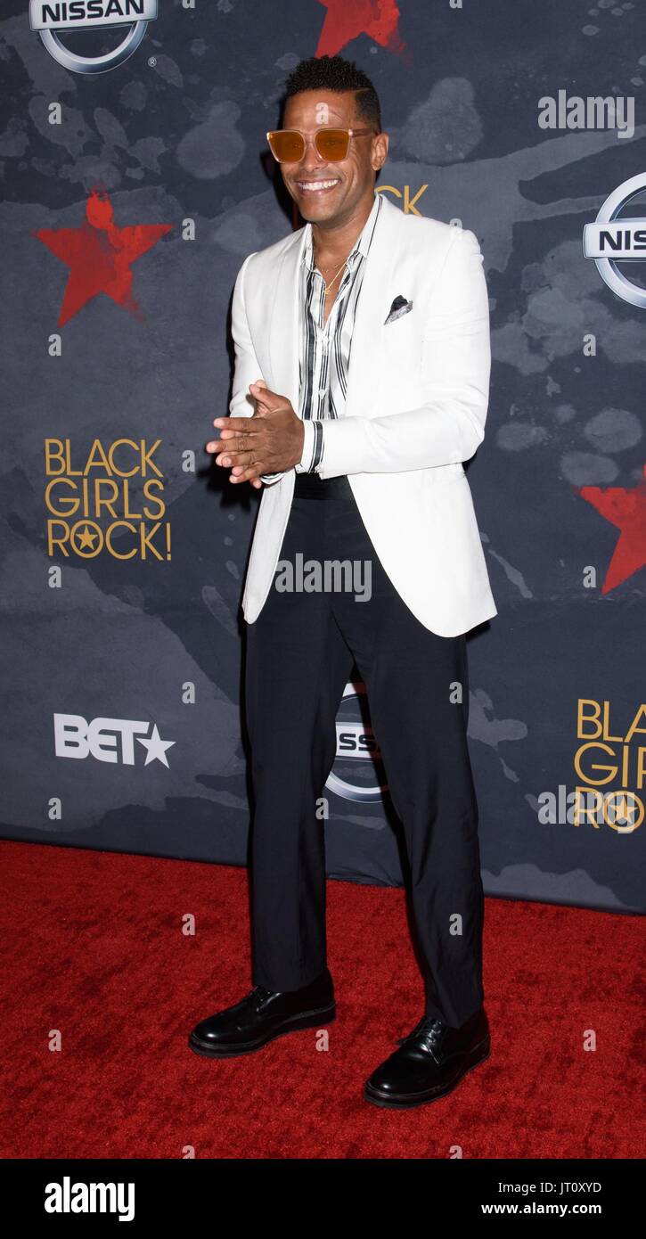 Newark, NJ, Stati Uniti d'America. 5 Ago, 2017. Maxwell presso gli arrivi di BET di Black Girls Rock! 2017, NJPAC, Newark, NJ Agosto 5, 2017. Credito: RCF/Everett raccolta/Alamy Live News Foto Stock