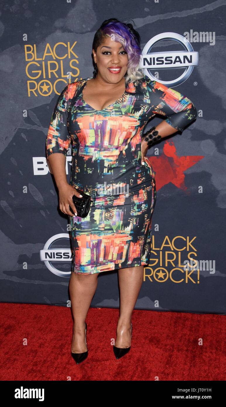 Newark, NJ, Stati Uniti d'America. 5 Ago, 2017. Anita Wilson presso gli arrivi di BET di Black Girls Rock! 2017, NJPAC, Newark, NJ Agosto 5, 2017. Credito: RCF/Everett raccolta/Alamy Live News Foto Stock