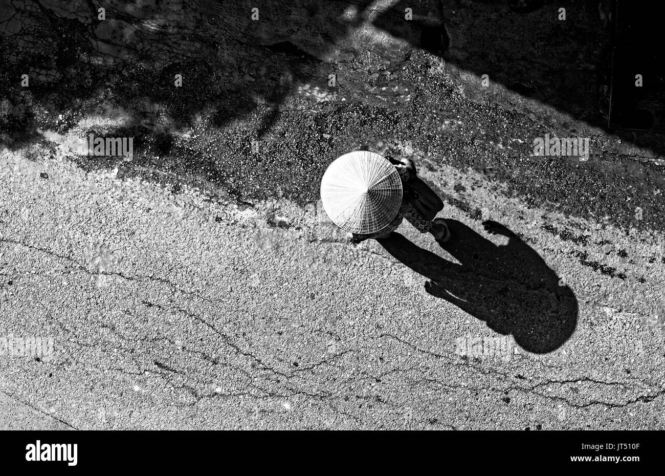 Antenna Street nella città vecchia di Hanoi e con la Figura Foto Stock