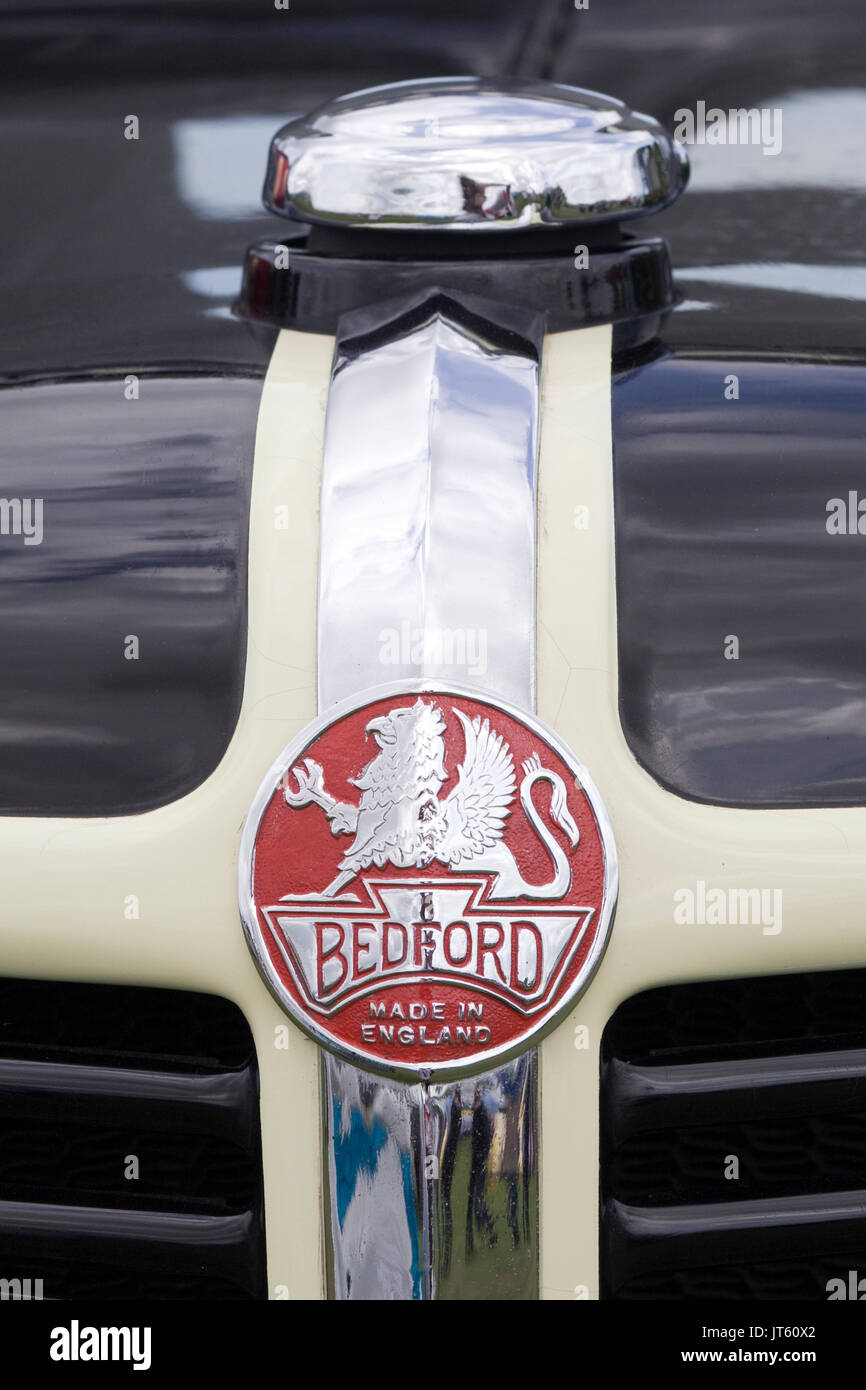 Bedford carrelli nome cromo placca e cofano Foto Stock