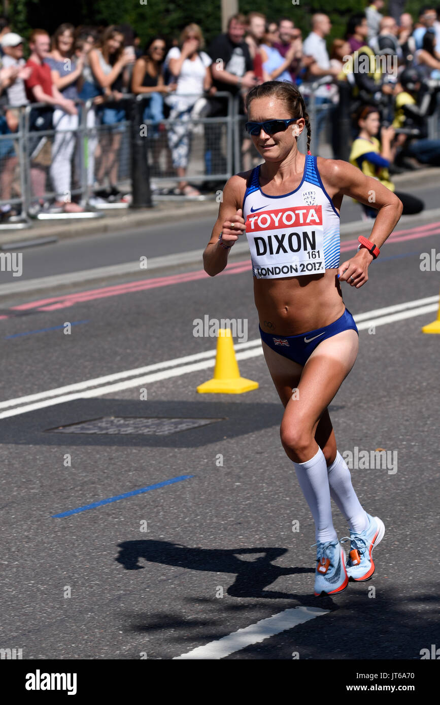 Alyson Dixon della Gran Bretagna che corre ai Campionati del mondo IAAF 2017 Marathon Race a Londra, Regno Unito Foto Stock