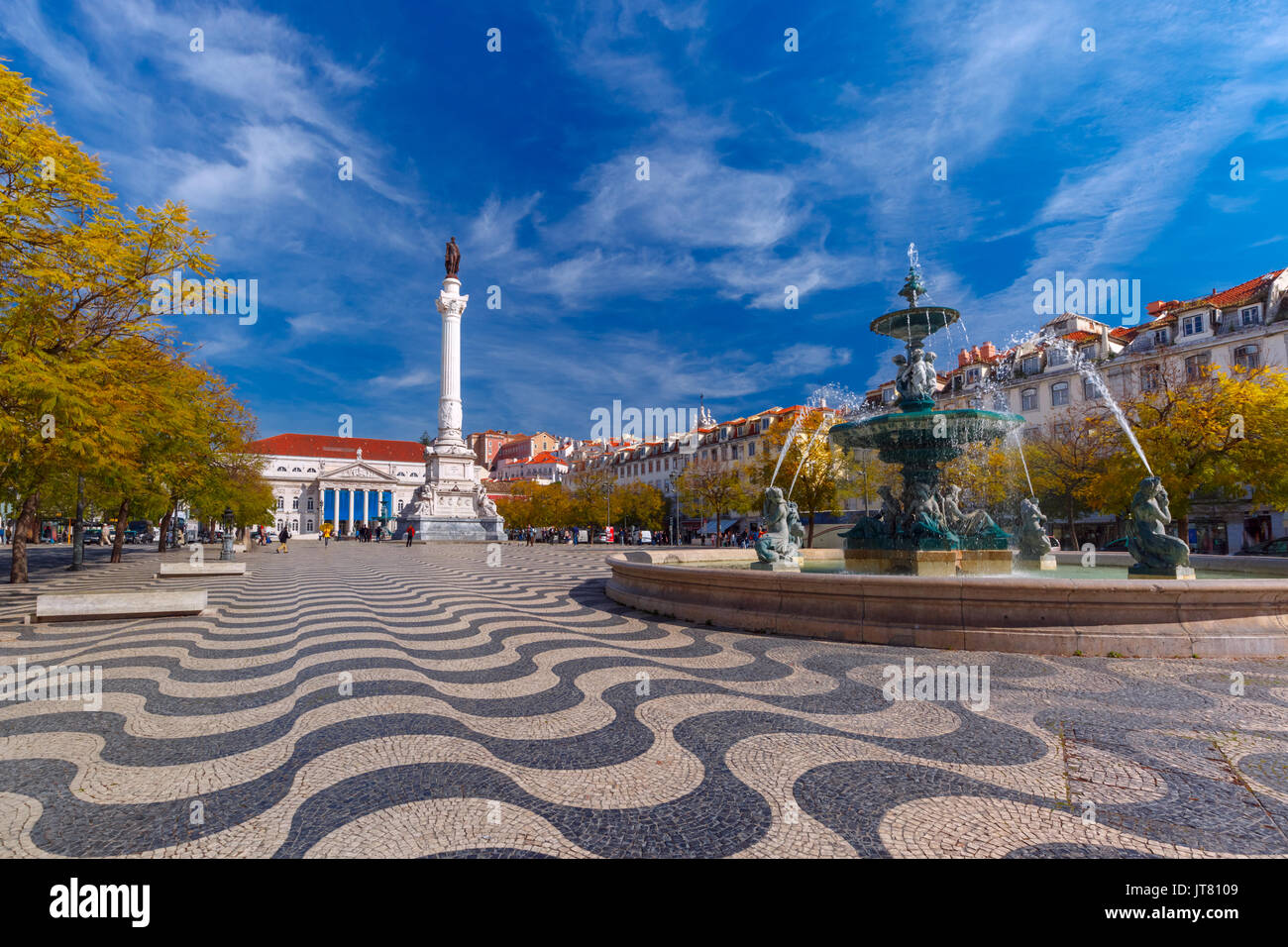 Piazza Rossio con andamento ondulato, Lisbona, Portogallo Foto Stock