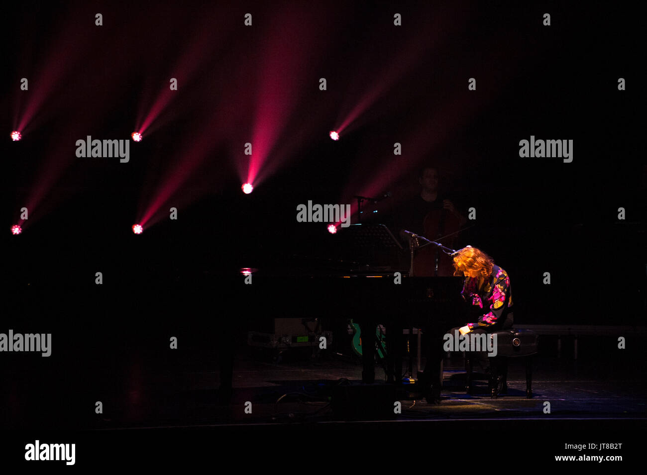 Liverpool, Regno Unito. Il 7 agosto 2017. Russo-americano nato il cantante-cantautore, Regina Spektor, esegue il penultimo concerto del suo summer tour del Regno Unito. Il tour rappresenta il suo secondo tour del Regno Unito a sostegno del suo acclamato album settimo 'Ricordati di noi per la vita". © Paul Warburton Foto Stock