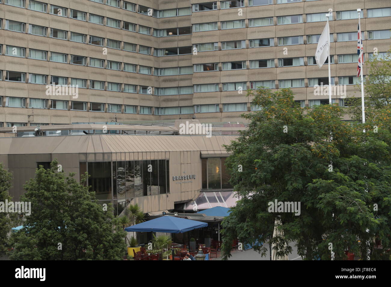 Londra, Regno Unito. 08 Ago, 2017. Gouman Hotel La Torre è stata confermata dalla IAAF che un bug di vomito epidemia ha avuto luogo a Guoman Tower Hotel nel centro di Londra, un riportato 12 atleti, era ammalato presso l'hotel. L'hotel ha negato è la colpa. L'hotel sul Fiume Tamigi si siede accanto al famoso Tower Bridge. Oggi l'immagine. Credito: Nigel Bowles/Alamy Live News Foto Stock