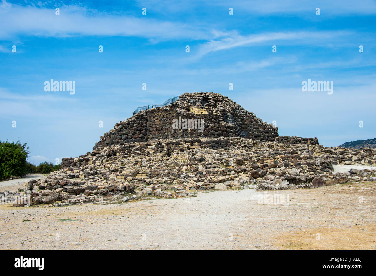 Su Nuraxi, nuragica e il sito archeologico di Barumini, Sito Patrimonio Mondiale dell'UNESCO, Sardegna, Italia, Europa Foto Stock